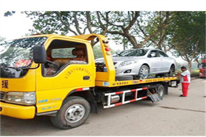 顺庆区附近24小时汽车拖车服务热线